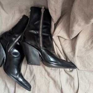 Black Leather Pointed Toe Ankle Boots with Side Zipper